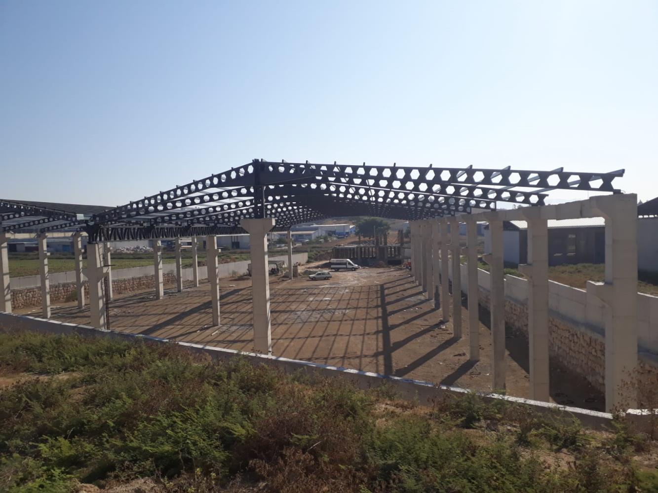 Adana Fabrika Çatı İnşaatı